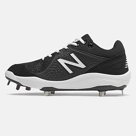 New Balance – Black/White Low-Cut L3000v5 Metal Spikes (L3000BK5) New Balance – Black/White Low-Cut L3000v5 Metal Spikes (L3000BK5) -Wilson Shop L3000BK5 3