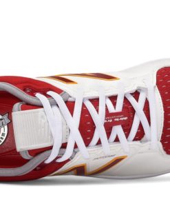 New Balance – Coumarin Pack Spikes – White/Burgundy/Gold (L3000MW3) 3 New Balance – Coumarin Pack Spikes – White/Burgundy/Gold (L3000MW3) -Wilson Shop products l3000mw3 3
