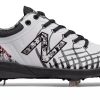 New Balance 4040v5 Metal Spikes – Black/White (L4040PW5)
