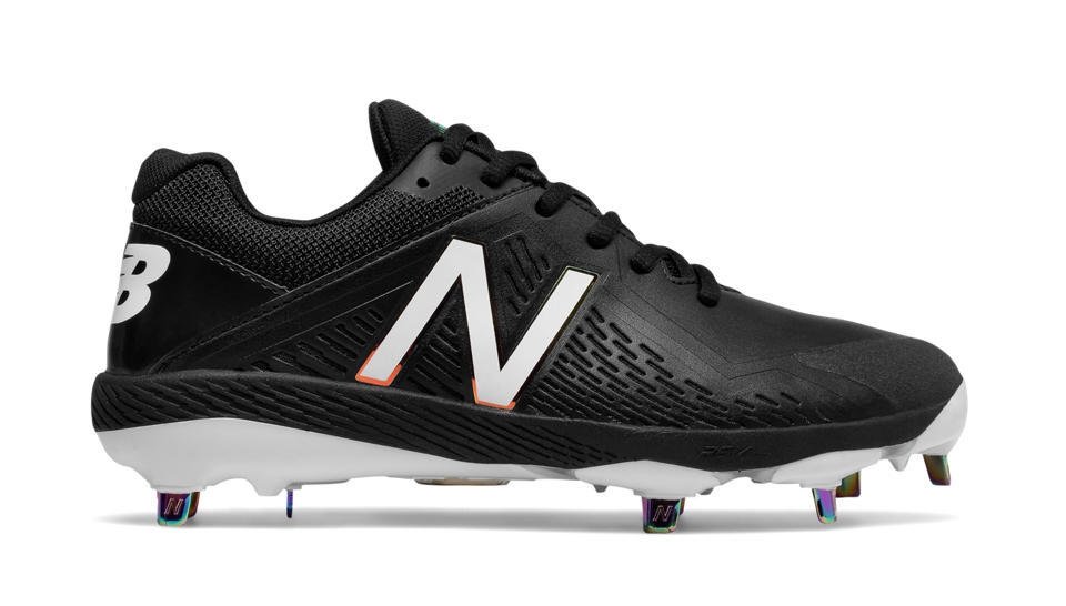 New Balance – Women’s Black/White Fastpitch Spikes (SMFUSEK1) New Balance – Women’s Black/White Fastpitch Spikes (SMFUSEK1) -Wilson Shop products smfusek1 1