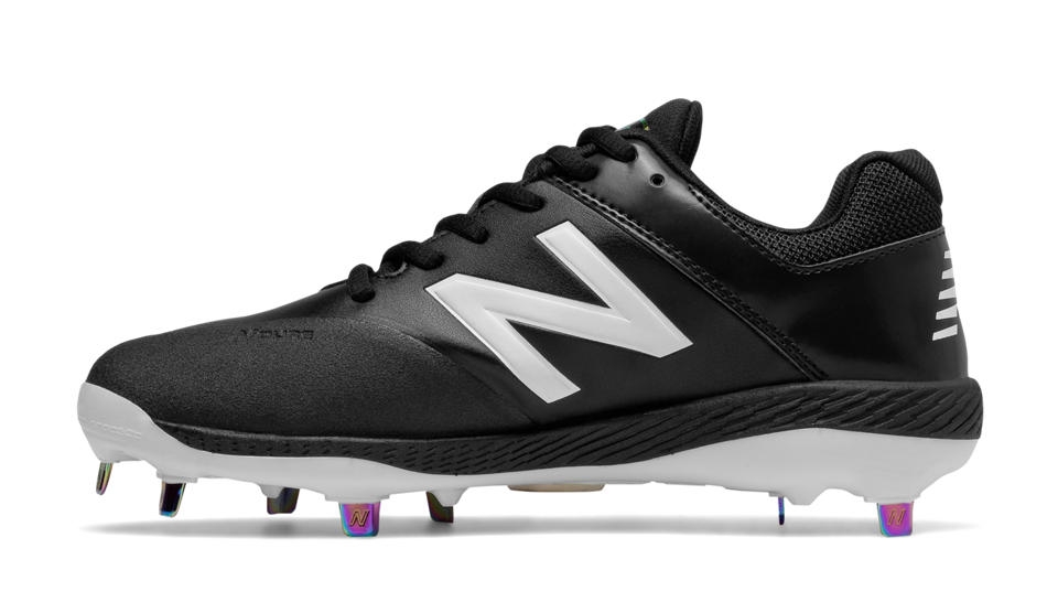 New Balance – Women’s Black/White Fastpitch Spikes (SMFUSEK1) New Balance – Women’s Black/White Fastpitch Spikes (SMFUSEK1) -Wilson Shop products smfusek1 2