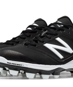 New Balance – Black/White Women’s Fastpitch Cleats (SP4040B1)